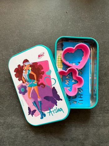 Wings bricolages