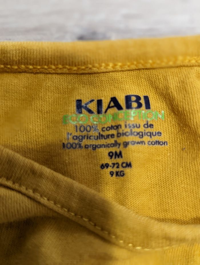 T- shirt moutarde très bon état - photo numéro 2