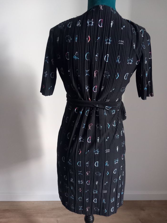 Robe portefeuille zodiaque Desigual 36 - photo numéro 4