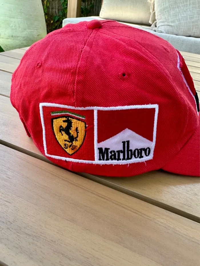 Casquette Ferrari X Marlboro - photo numéro 13