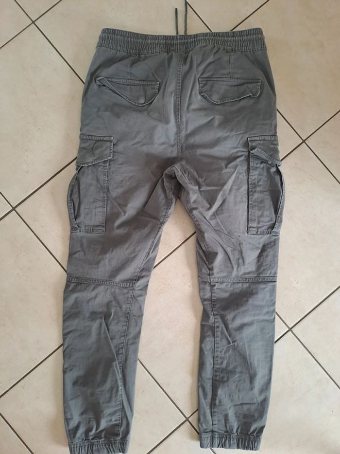Cargo h&m très bon état - photo numéro 3