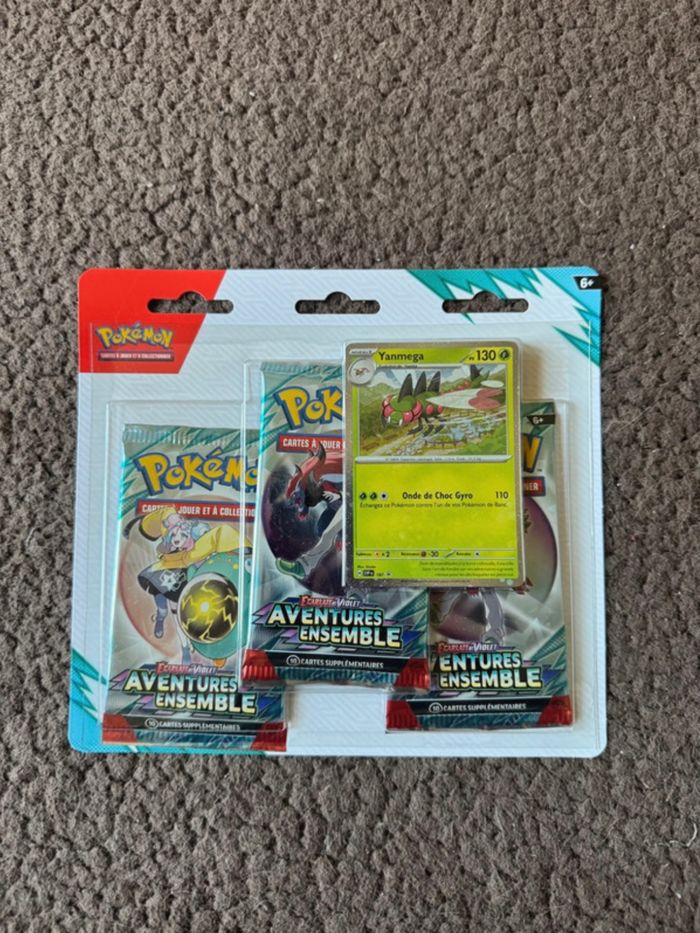 Pokémon : Tripack ev09 Aventures Ensemble