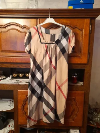 Robe motif à carreaux