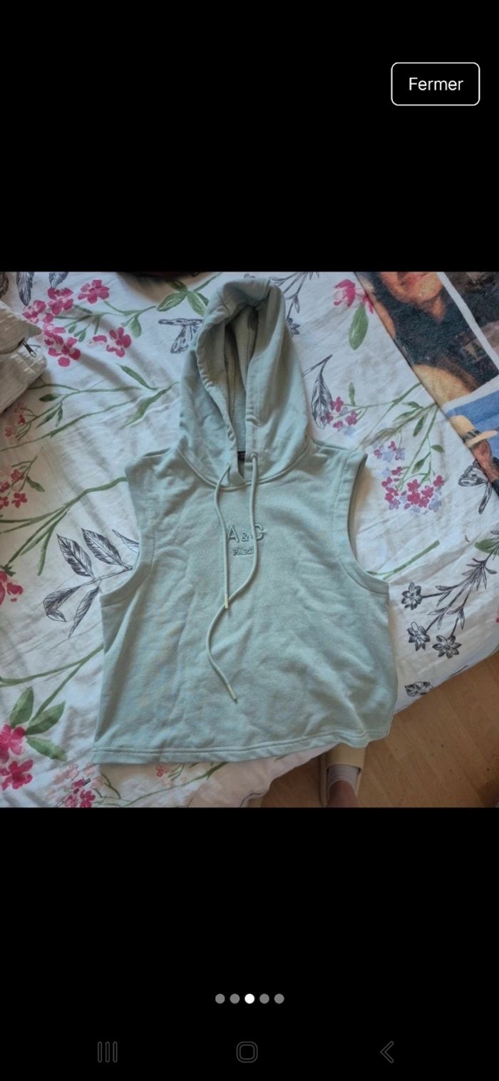 Sweat sans manche - photo numéro 2