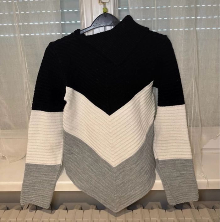 Pull femme - photo numéro 2