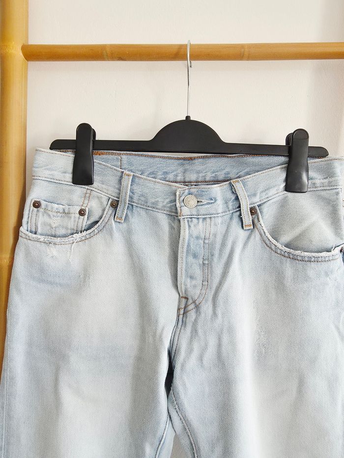 Jeans véritable Levi's 501 25x32 troué - photo numéro 4