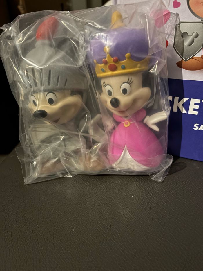 Figurine + Livre Spécial Saint Valentin Mes Premiers Amis Disney Altaya - photo numéro 2