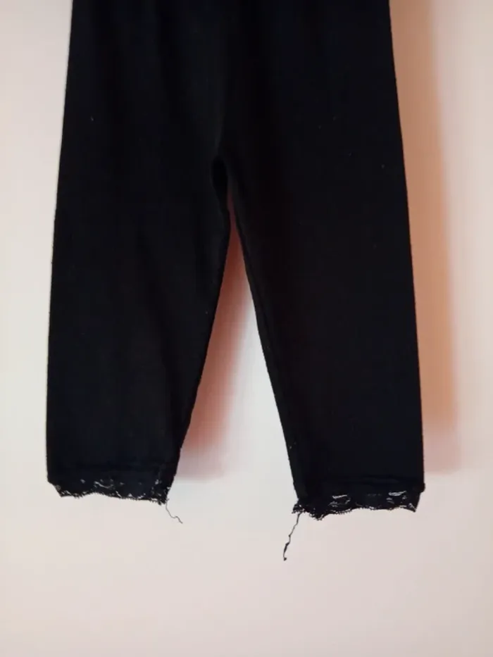Joli legging noir. 6 ans - photo numéro 7