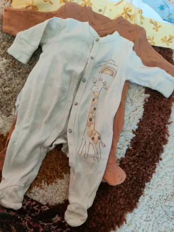 Lot 5 pyjamas légers