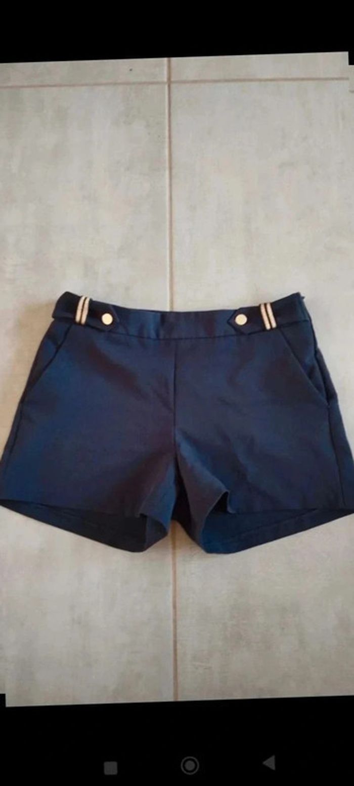 Short marine Etam taille 34 - photo numéro 2