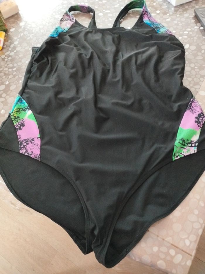 Maillot de bain femme taille 54/56 Bonprix dos nageur