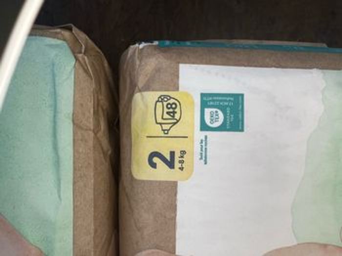 Couche taille 2 Harmonie Pampers : 192 couches - photo numéro 2