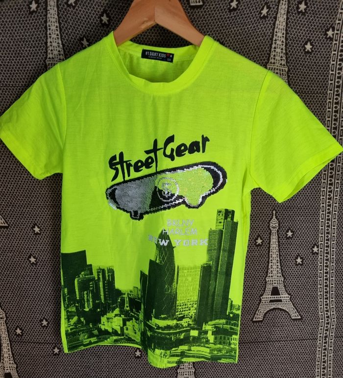 T-shirt jaune fluo avec skateboard à sequins réversible 12ans - photo numéro 3