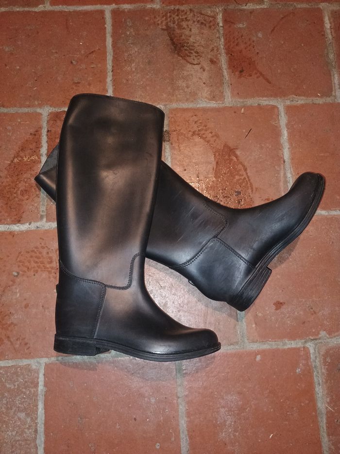 Bottes d’équitation Décathlon taille 36 – confortables et solides