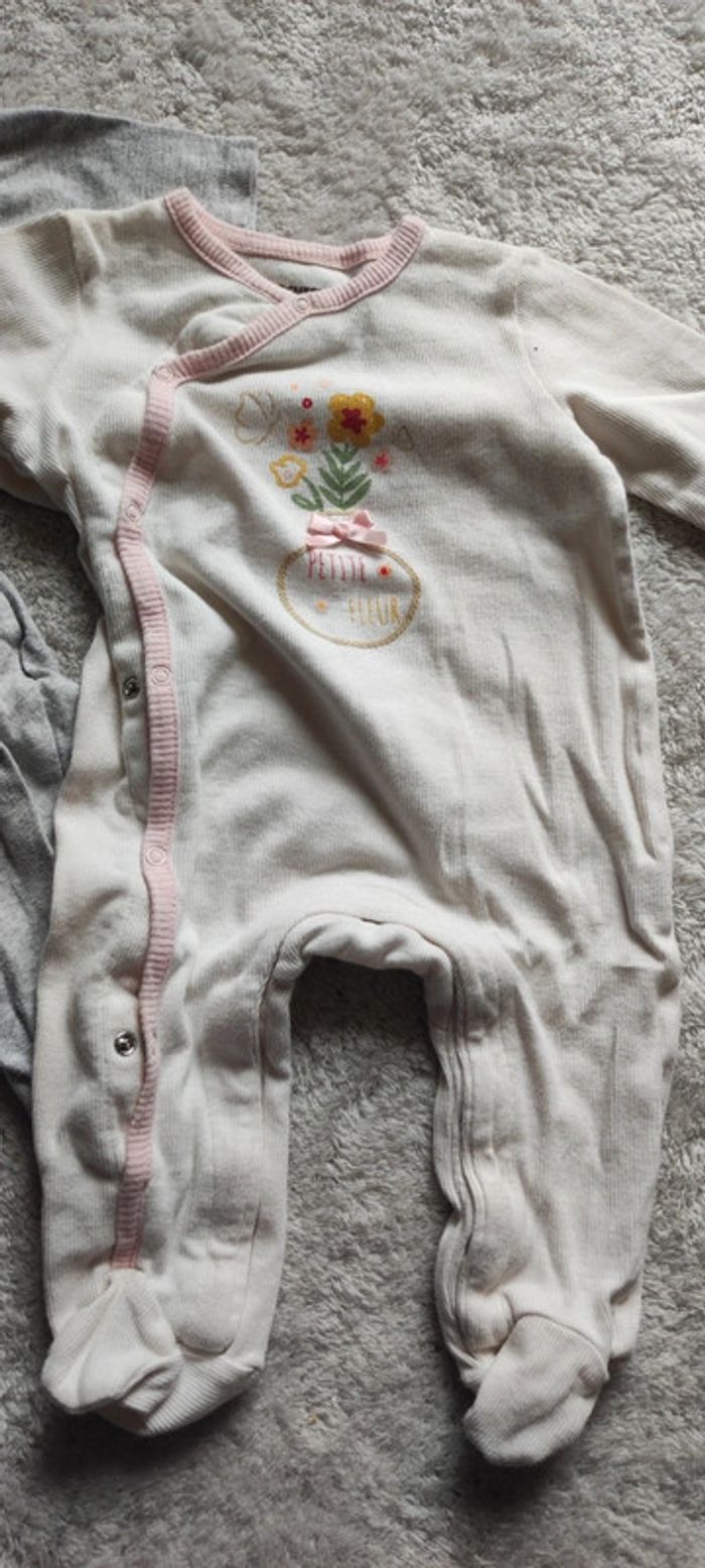 Pyjamas fille 9 mois - photo numéro 2