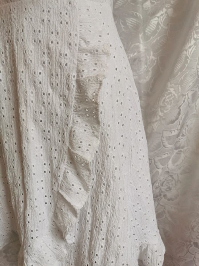 🌺Superbe robe blanche. Taille 38-40. Rainbow - photo numéro 5