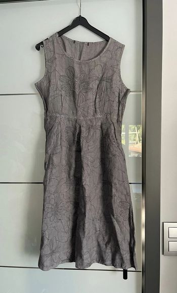 Grijze jurk