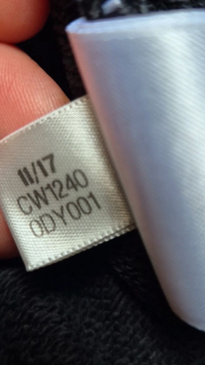 Sweat Adidas à capuche - photo numéro 13