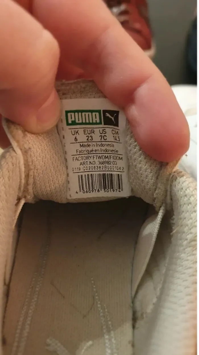 Lot de 3 paires de chaussures pointure 23 - photo numéro 5