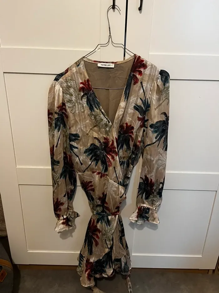 Robe porte-feuille - photo numéro 4