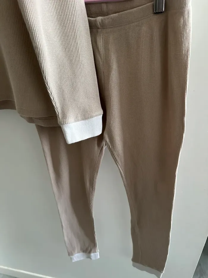 Pyjama deux pièces beige - photo numéro 3