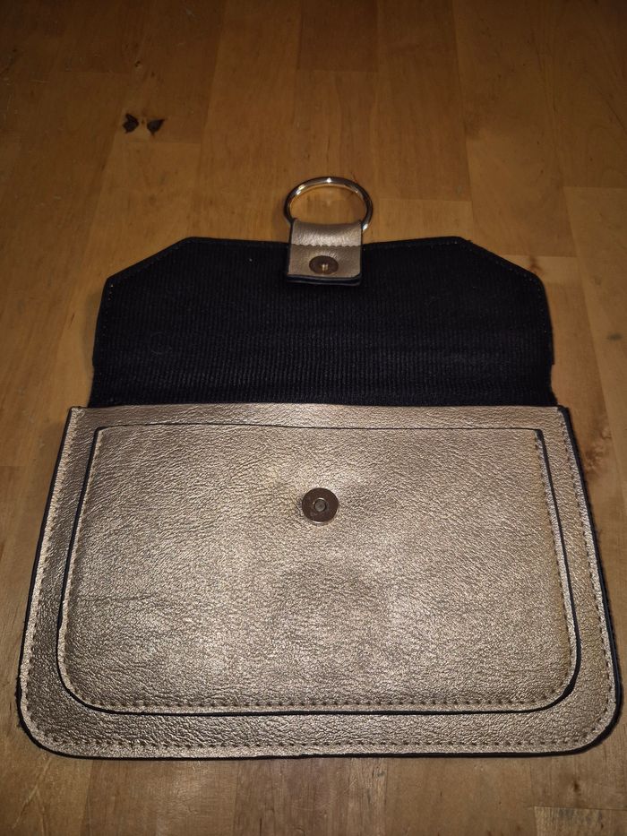 Pochette - photo numéro 3