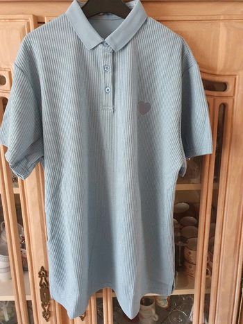 Magnifique Polo femme bleu ciel Taille XL Burton avec cœur brodé
