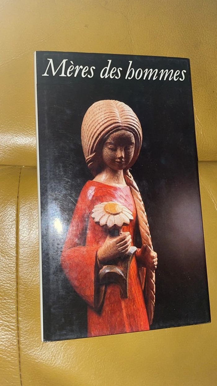 Mère des hommes
