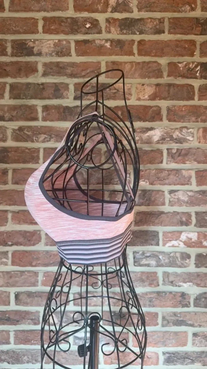 Brassière rose et grise Usa Pro Taille S / 36 - photo numéro 8