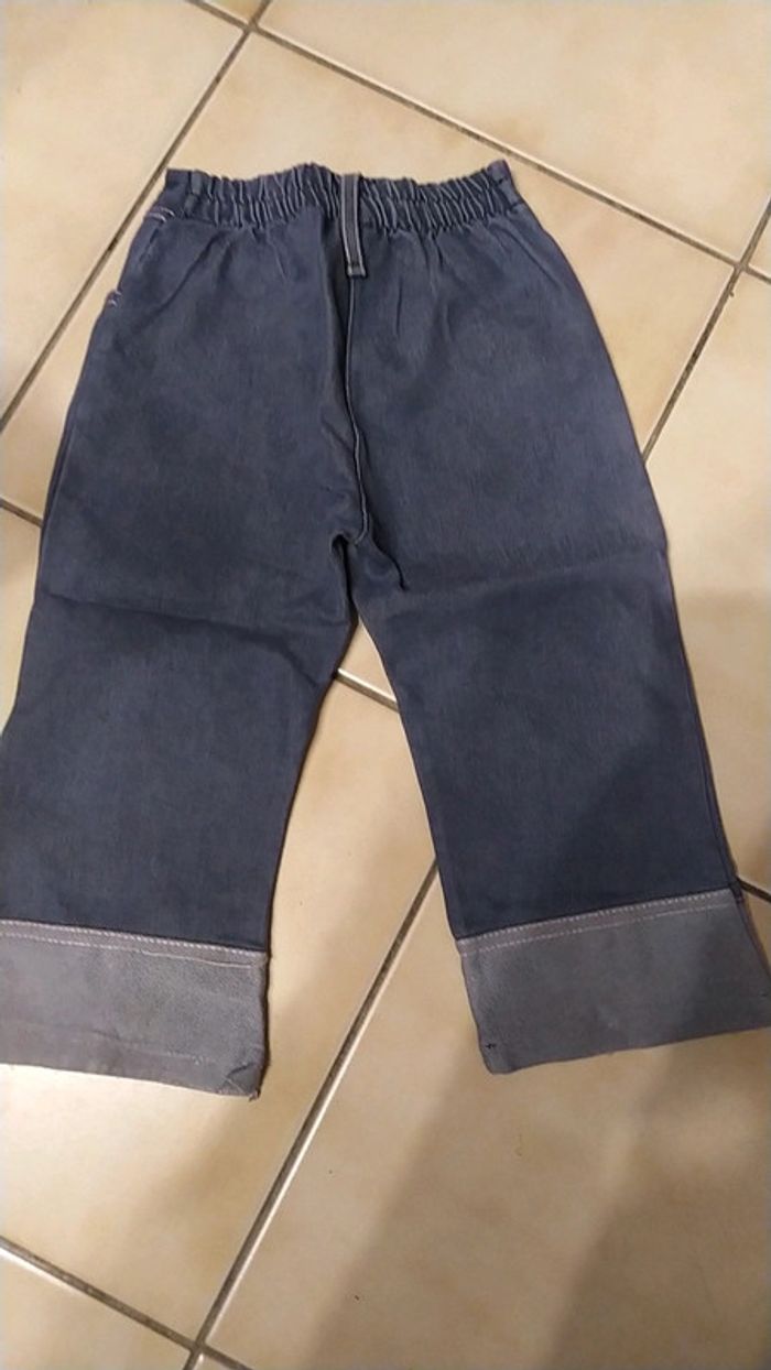 Jeans taille 2 ans - photo numéro 2