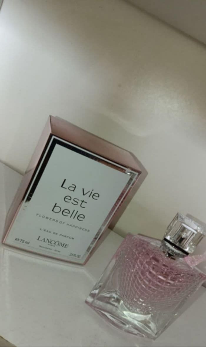 Parfums la vie est belle