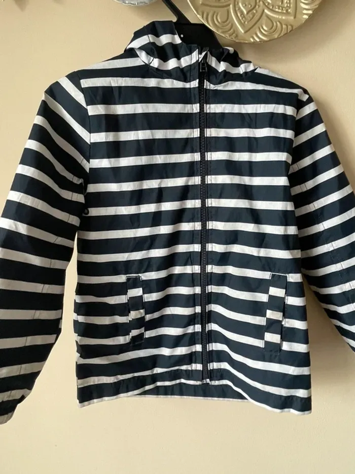 Coupe-vent, Marine et blanc