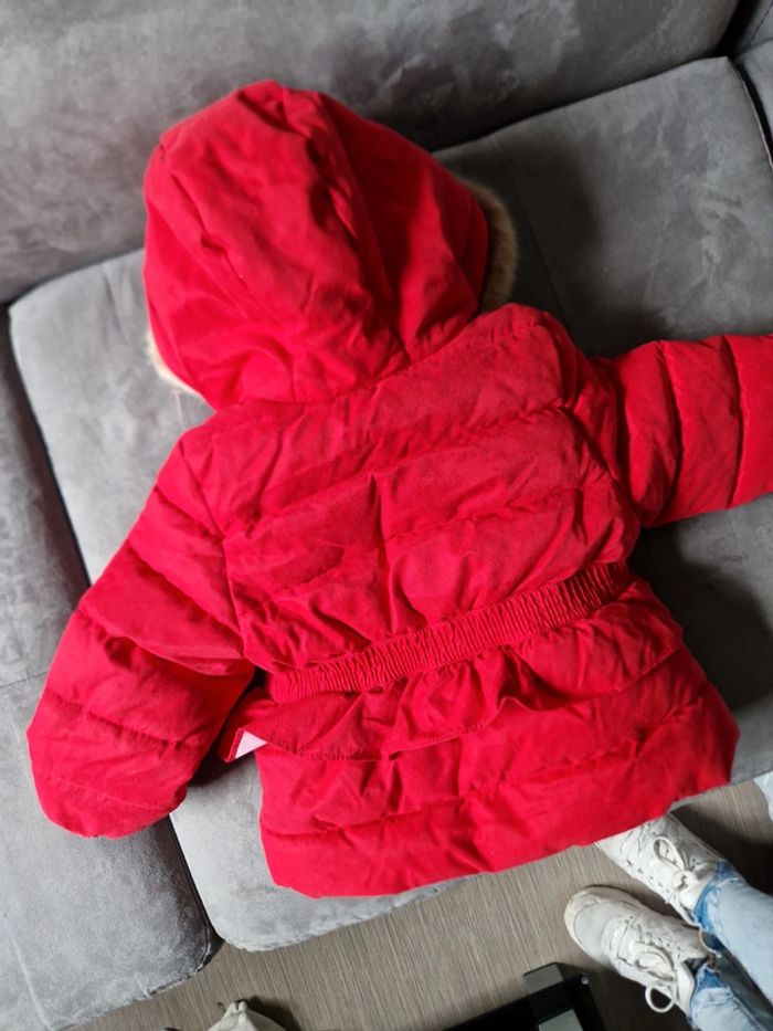Magnifique veste doudoune rouge chaude 2 ans - photo numéro 6