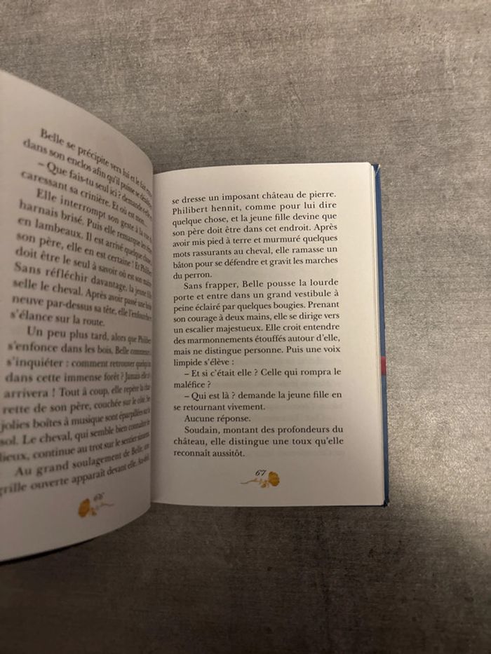 Livre Disney, la bibliothèque, Rose, la Belle et la bête - photo numéro 2