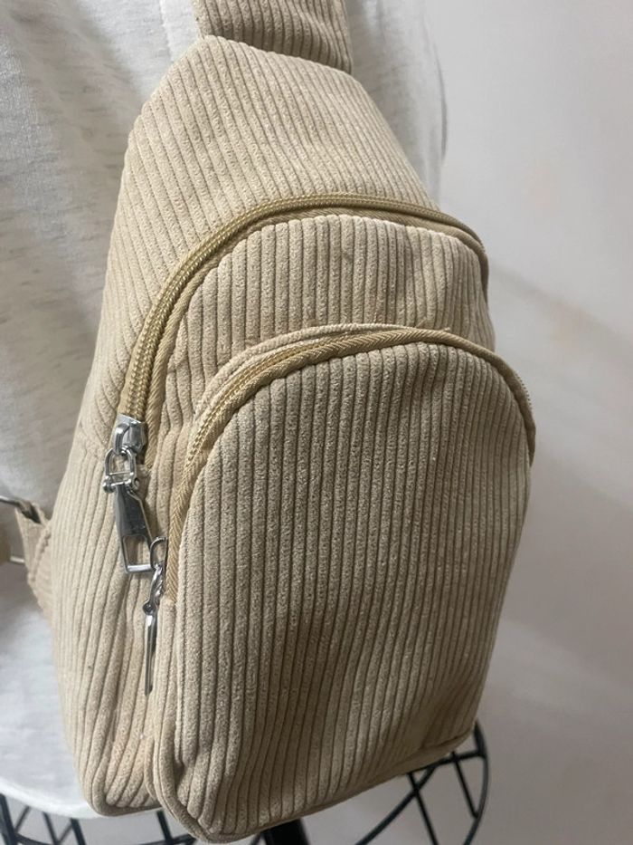 Sac en bandoulière velours côtelé kaki neuf jamais utilisé - photo numéro 5