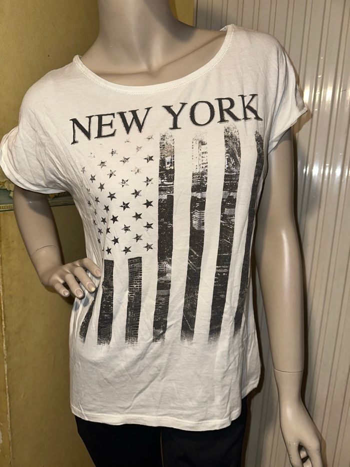 T-shirt taille S - photo numéro 4