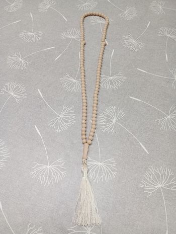 Collier pompon