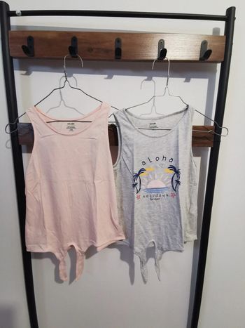 Lot débardeurs 10 ans