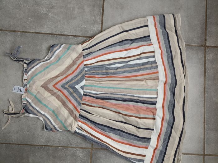 Robe c&a 10 ans - photo numéro 10