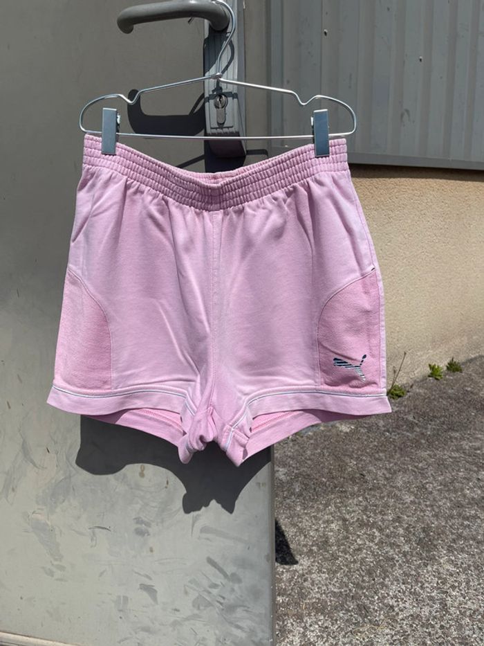 Short de jogging rose puma taille 38-40