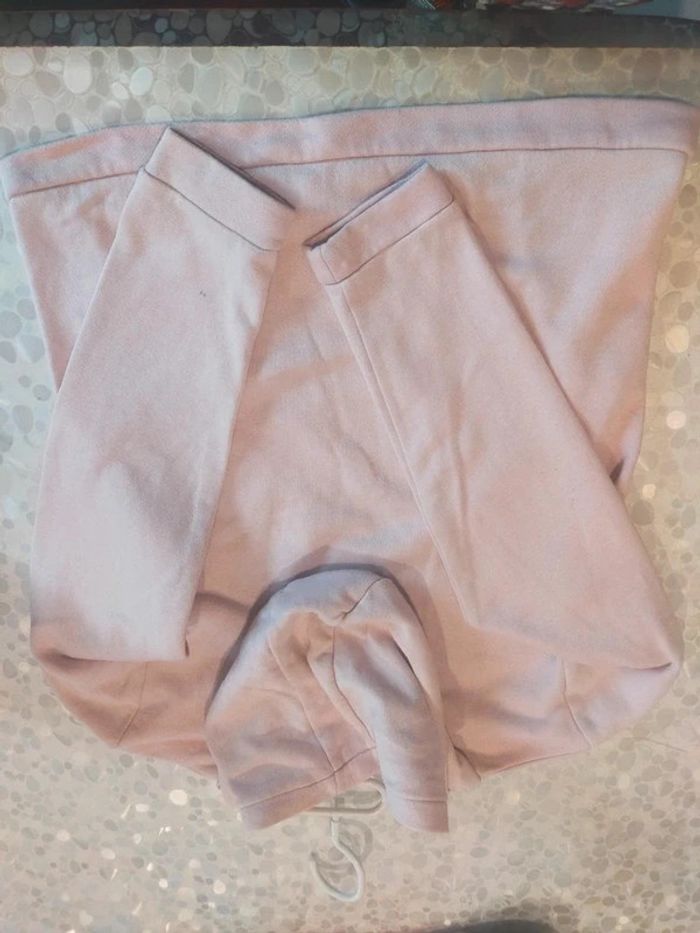 Pull a capuche rose Kiabi 10 ans . - photo numéro 15