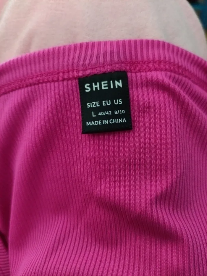 Lot de 2 débardeurs neufs couleur flashy. - photo numéro 6