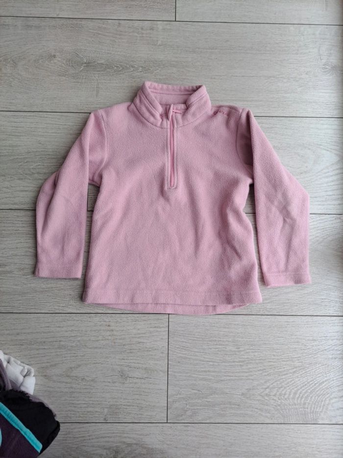 Lot pulls 4ans hiver - photo numéro 17