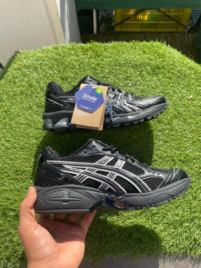 ASlCS Gel-Kayano 14 Noir 45 - photo numéro 2