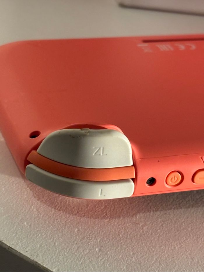 Nintendo switch lite corail - photo numéro 6
