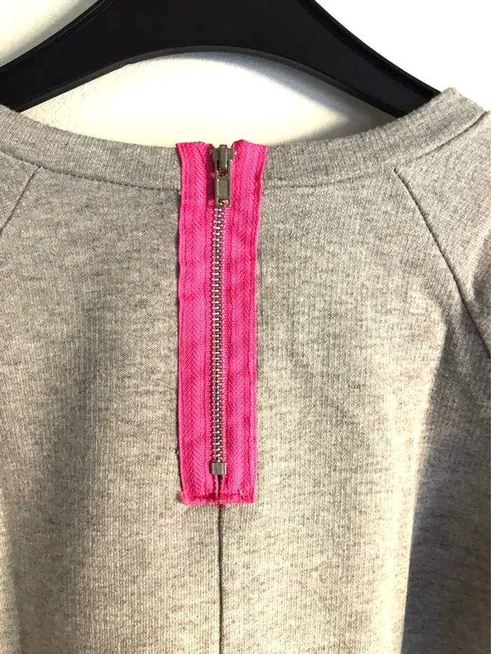 Pull gris 10 ans à tête de lapin - photo numéro 7