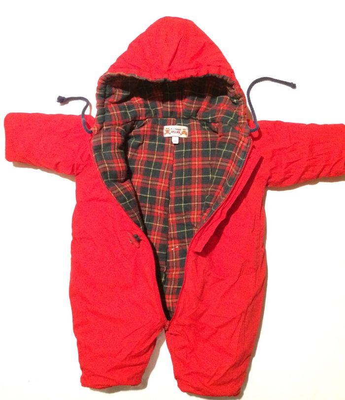 Combinaison A l'Heure Anglaise 3 mois parfait état - photo numéro 3