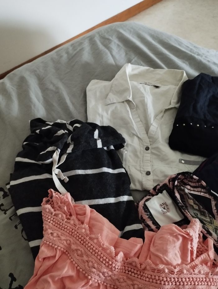 Lot vêtements femme - photo numéro 3
