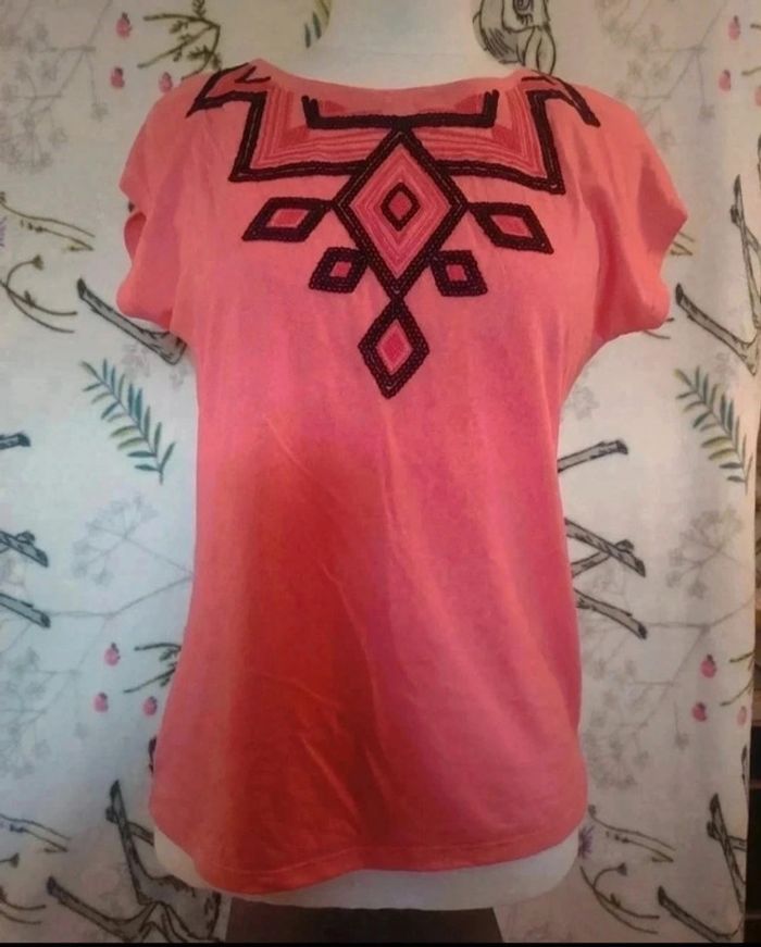 T-shirt taille 38