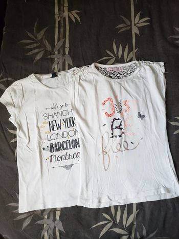 Lot de 2 t-shirts blancs avec dessins taille 10 ans